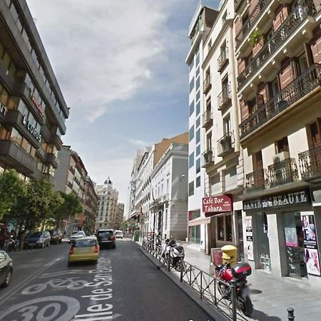 Amazinn Places Gran Via V Madrid Buitenkant foto